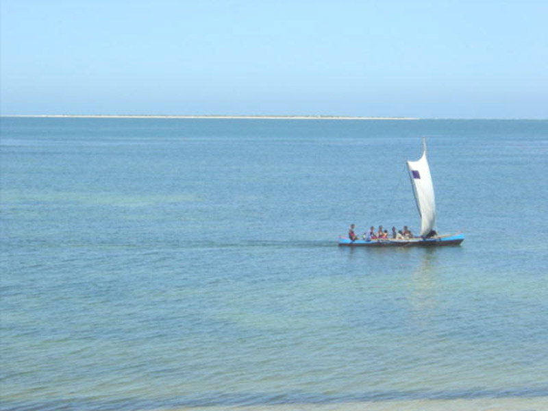 Bateau traditionnel de pêcheurs Vezo à Madagascar